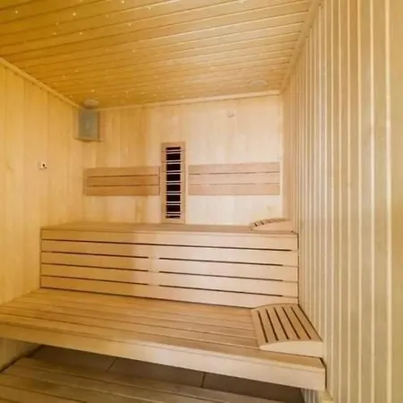 Apartamento By Alezzi Prima Linie La Mare Piscina Interioara Si Exterioara