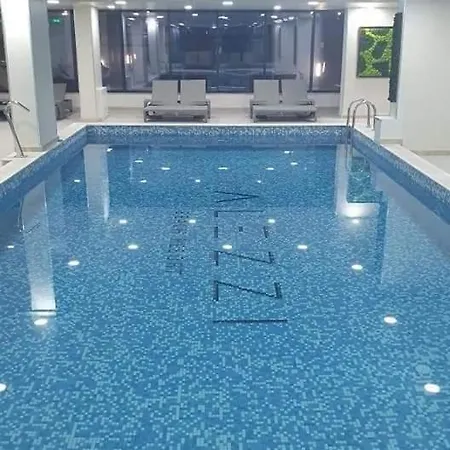 By Alezzi Prima Linie La Mare Piscina Interioara Si Exterioara *