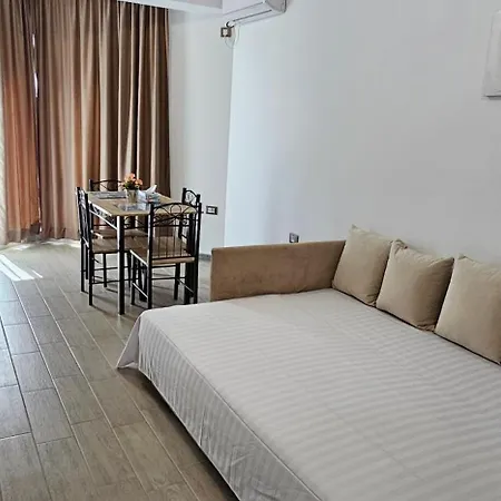 By Alezzi Prima Linie La Mare Piscina Interioara Si Exterioara Apartamento *