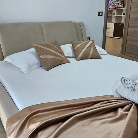 Apartamento By Alezzi Prima Linie La Mare Piscina Interioara Si Exterioara *