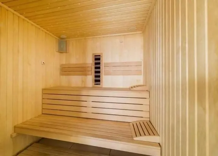 公寓 By Alezzi Prima Linie La Mare Piscina Interioara Si Exterioara