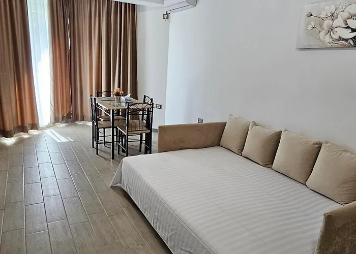 By Alezzi Prima Linie La Mare Piscina Interioara Si Exterioara 公寓 *